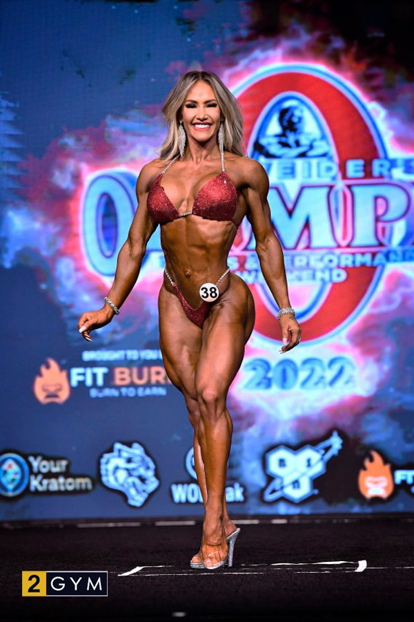 Olympia 2022 Wellness — Francielle Mattos — Champion in the wellness division